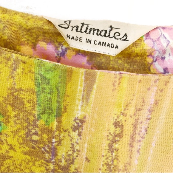 Vintage Floral Shift Dress - Picture 7 of 8